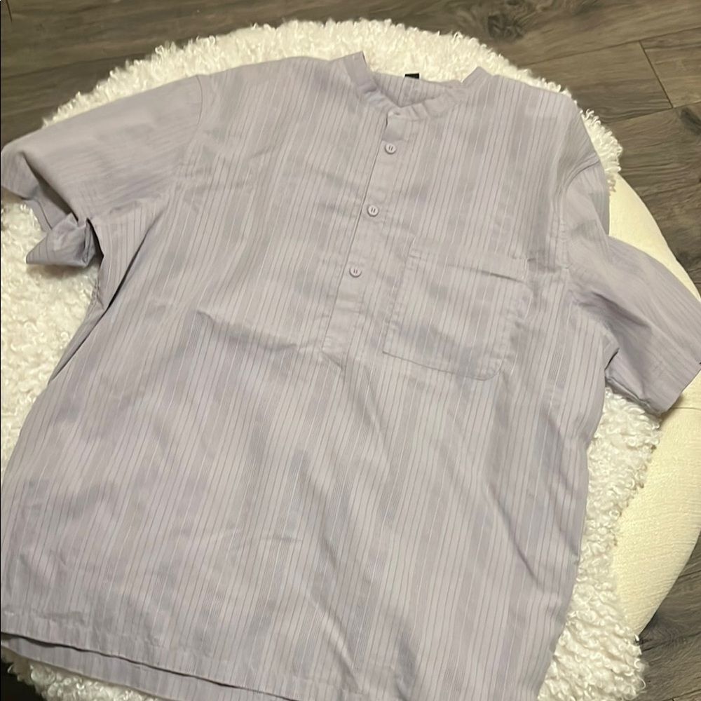 Lululemon Down to the Wire Henley *Grid
Iced Iris size xl
